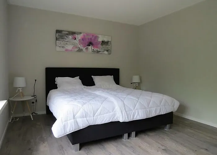 Bos Вилла Sint Maartensvlotbrug